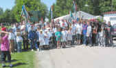 23_Gussenstadt_2002_Abschlussfoto.JPG (221828 Byte)